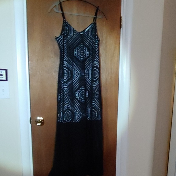 Semi-sheer Maxi-dress - Picture 1 of 2